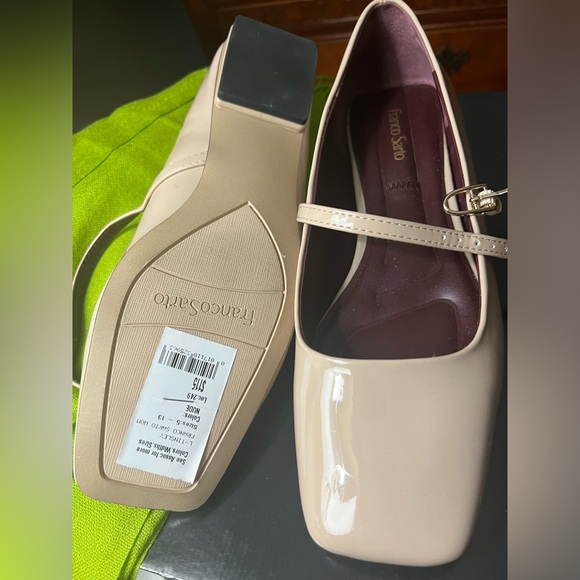 Franco Sarto Cream Flats with Elegant Bow Detail - Picture 3 of 5